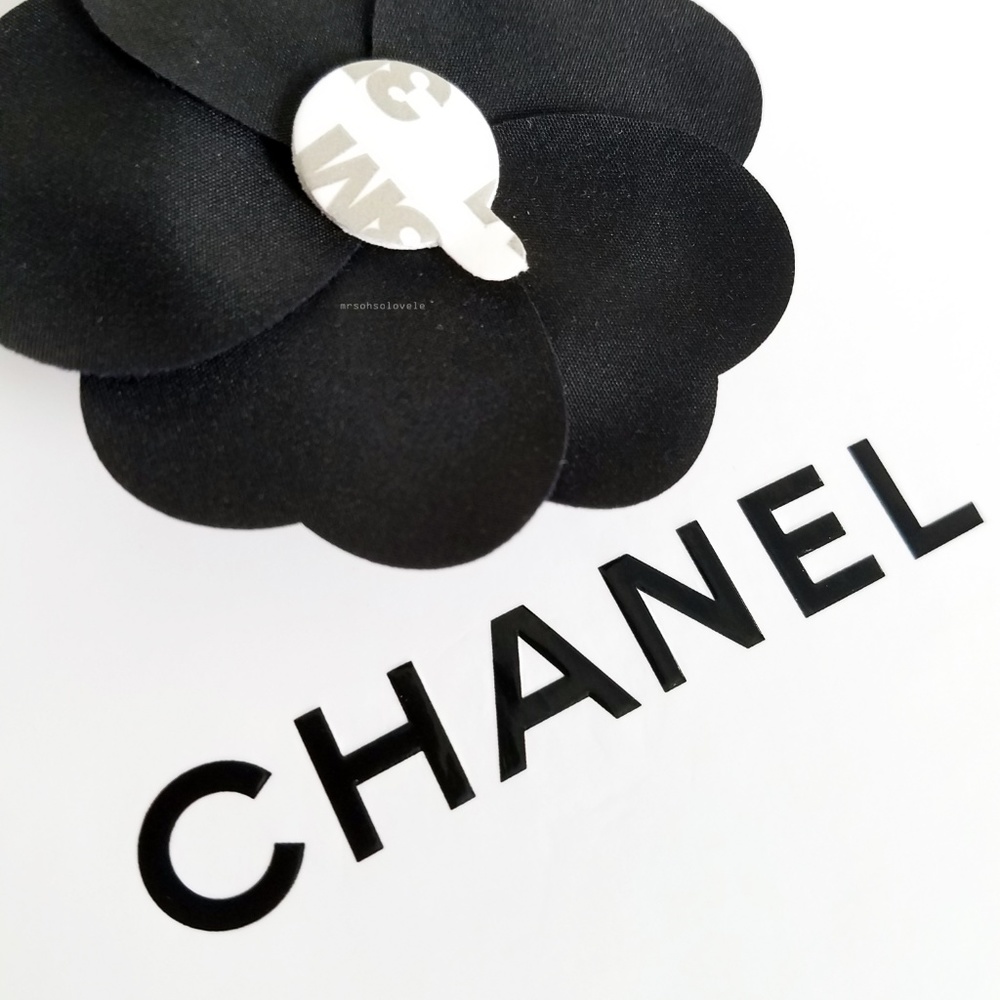 AUTHENTIC RARE CHANEL NAVY BLUE VELVET DIY BROOCH - Picture 5 of 8